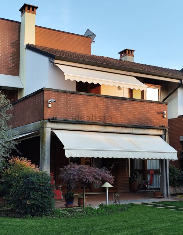 casa indipendente in vendita a Brescia