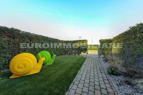 casa indipendente in vendita a Brescia in zona Buffalora