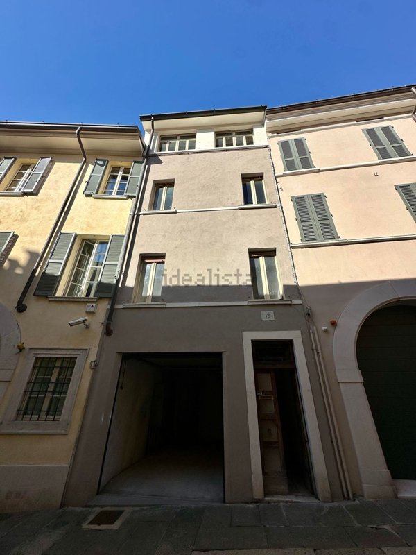 casa indipendente in vendita a Brescia in zona Centro Storico