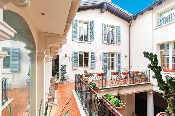 appartamento in vendita a Brescia in zona Centro Storico