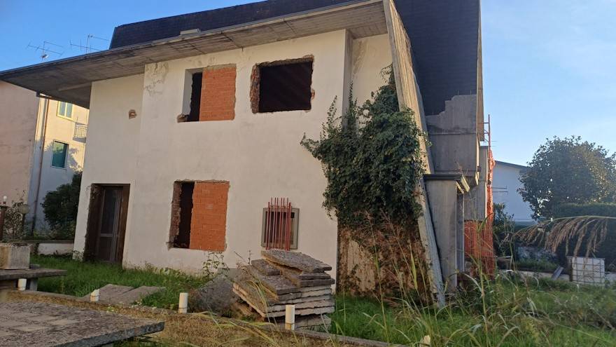 casa indipendente in vendita a Brescia in zona Porta Venezia