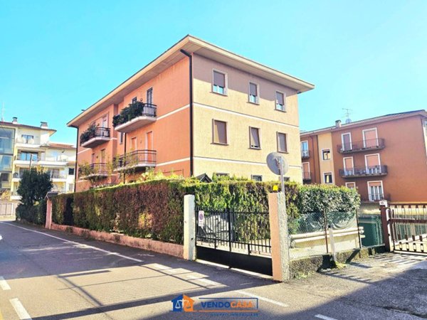 appartamento in vendita a Brescia in zona Crocifissa di Rosa