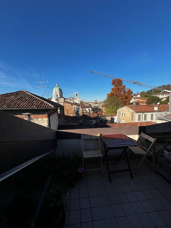 appartamento in vendita a Brescia in zona Centro Storico