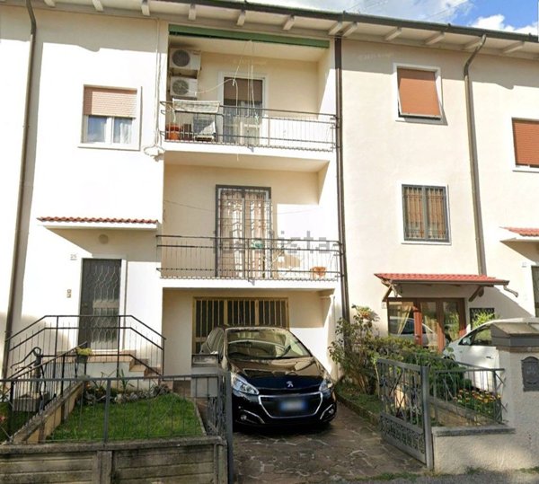 appartamento in vendita a Brescia in zona Villaggio Prealpino