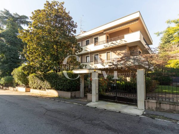 appartamento in vendita a Brescia in zona Porta Venezia