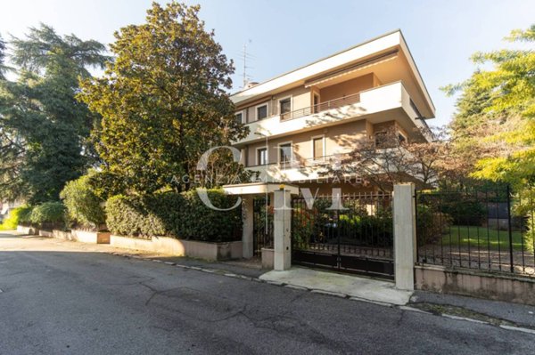 appartamento in vendita a Brescia in zona Porta Venezia