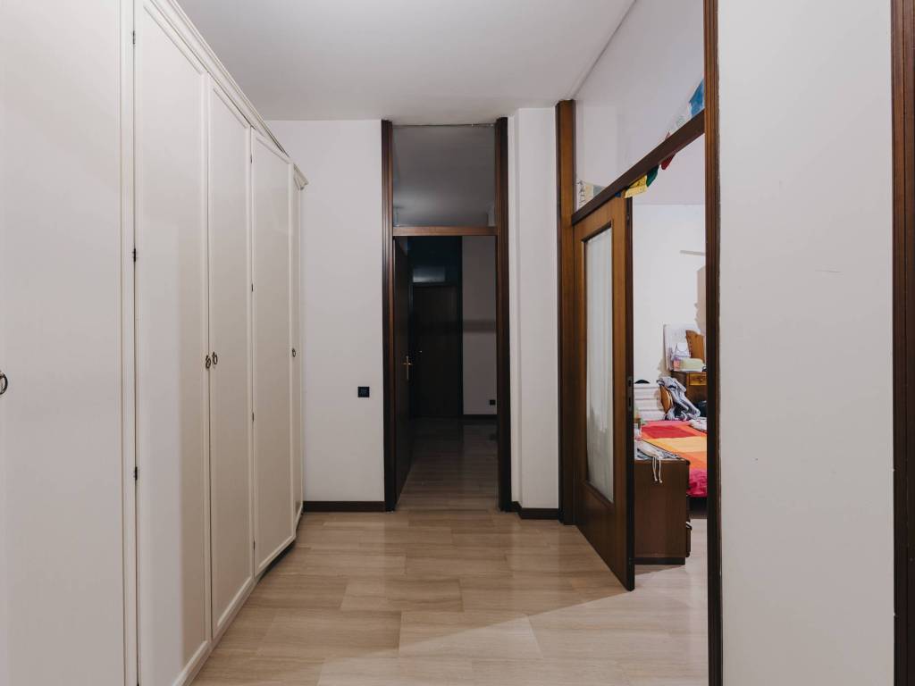 appartamento in vendita a Brescia in zona Villaggio Prealpino