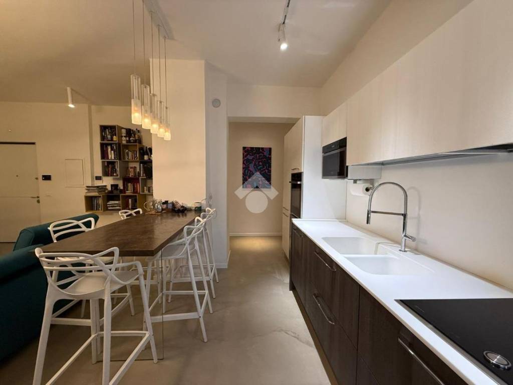 appartamento in vendita a Brescia in zona Porta Venezia