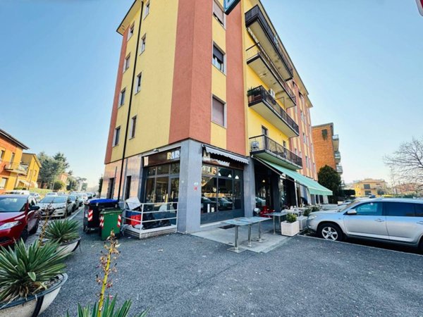 negozio in vendita a Brescia in zona Volta