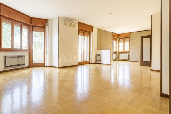 appartamento in vendita a Brescia in zona Volta