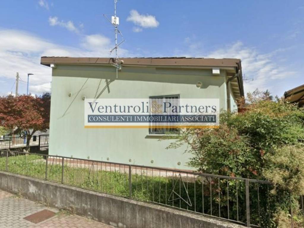 casa indipendente in vendita a Brescia in zona Villaggio Prealpino