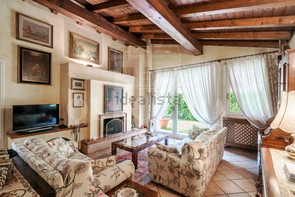 casa indipendente in vendita a Brescia in zona Caionvico