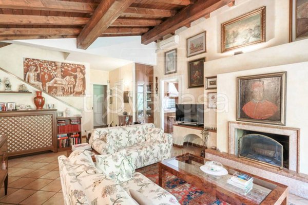 casa indipendente in vendita a Brescia in zona Caionvico