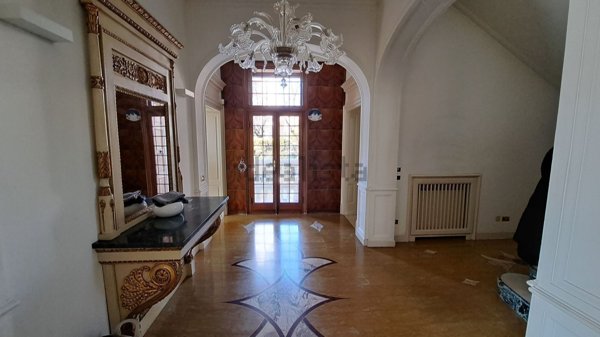 casa indipendente in vendita a Brescia in zona Crocifissa di Rosa