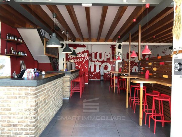 negozio in vendita a Brescia in zona Volta