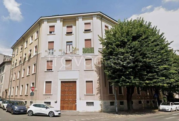 appartamento in vendita a Brescia in zona Centro Storico