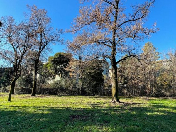 appartamento in vendita a Brescia in zona Mompiano