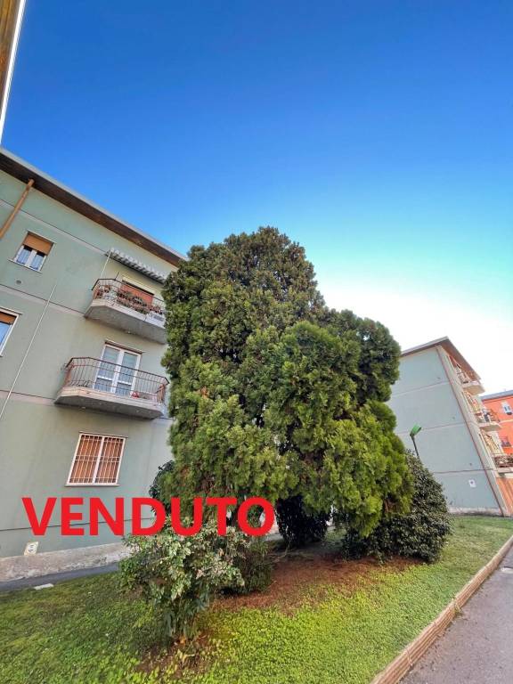 appartamento in vendita a Brescia in zona Mompiano