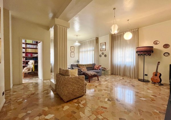 appartamento in vendita a Brescia in zona Porta Venezia