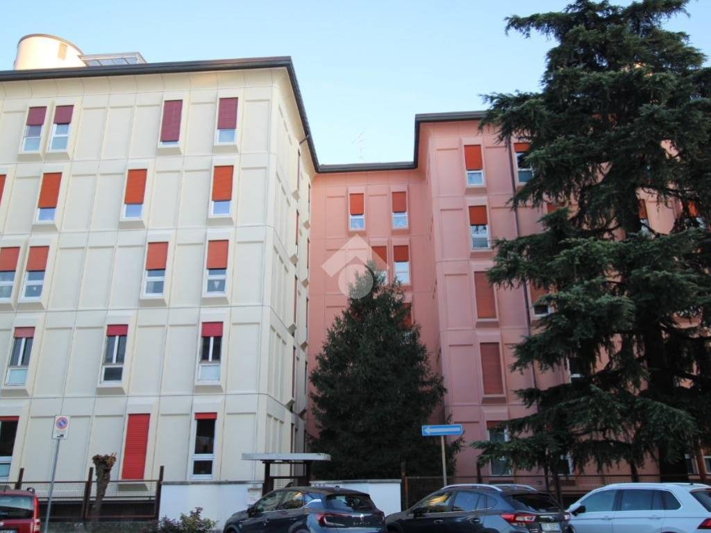 appartamento in vendita a Brescia in zona Villaggio Prealpino