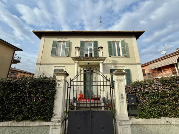 casa indipendente in vendita a Brescia in zona Urago/Mella