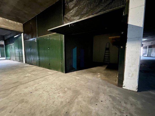 negozio in vendita a Brescia in zona Urago/Mella