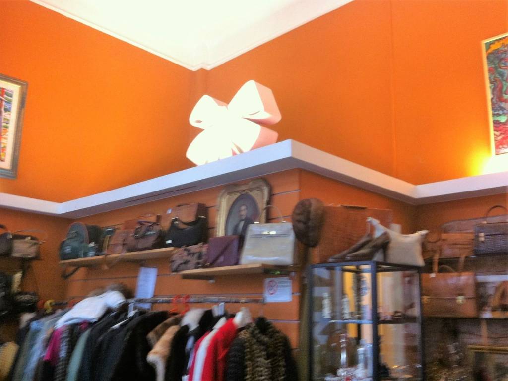 negozio in vendita a Brescia in zona Centro Storico