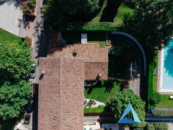 casa indipendente in vendita a Brescia in zona Villaggio Prealpino