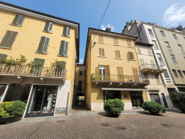appartamento in vendita a Brescia in zona Centro Storico