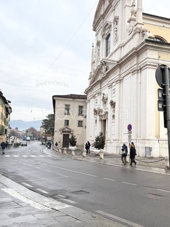 negozio in vendita a Brescia in zona Centro Storico