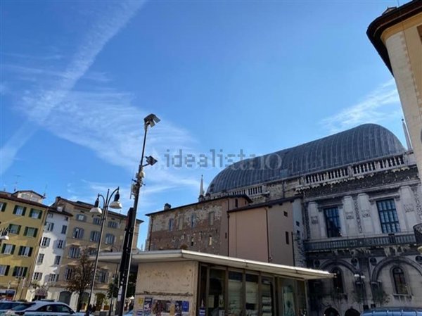 appartamento in vendita a Brescia in zona Centro Storico
