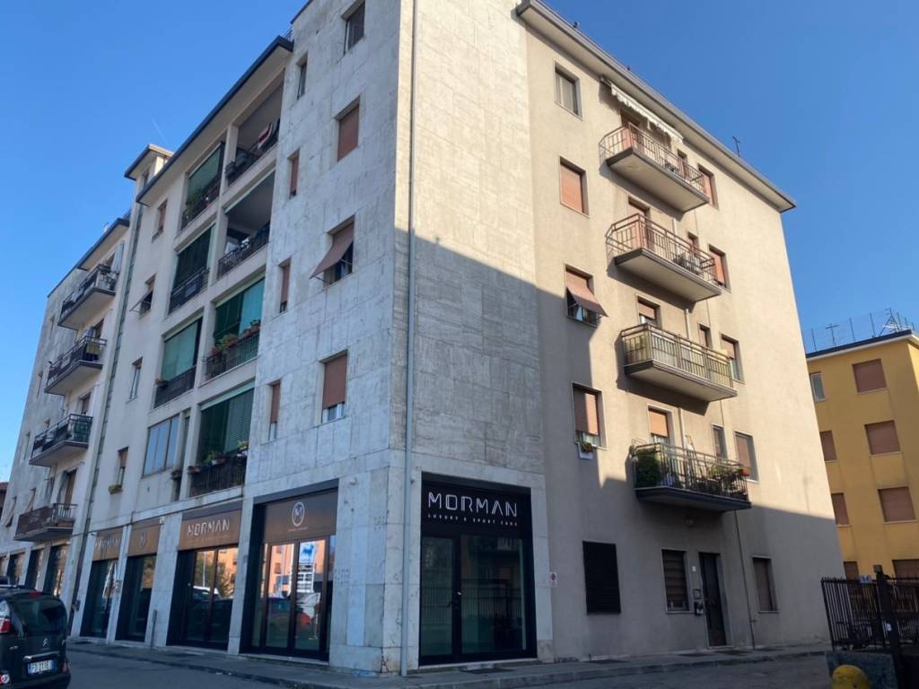 appartamento in vendita a Brescia in zona Volta