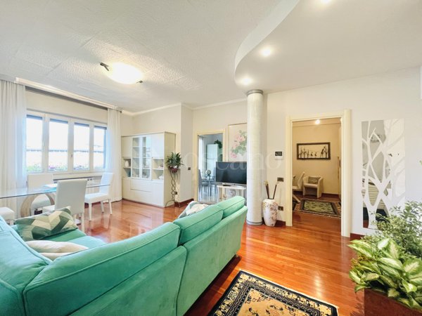 casa indipendente in vendita a Brescia in zona Crocifissa di Rosa