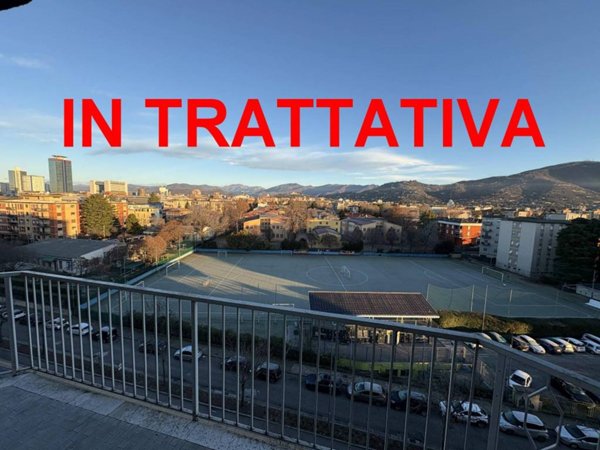 appartamento in vendita a Brescia in zona Volta