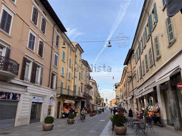 locale commerciale in vendita a Brescia in zona Centro Storico