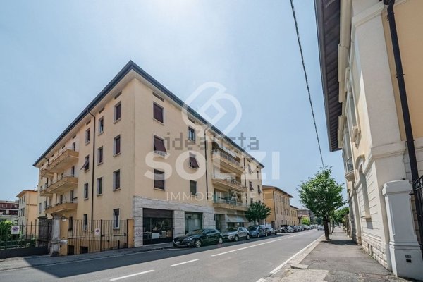 appartamento in vendita a Brescia in zona Porta Venezia