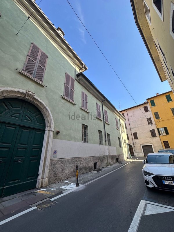 appartamento in vendita a Brescia in zona Centro Storico