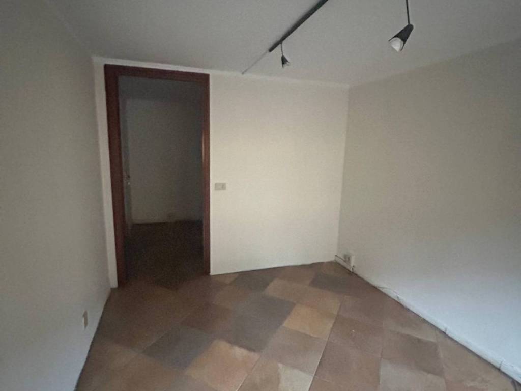 negozio in vendita a Brescia in zona Borgo Trento