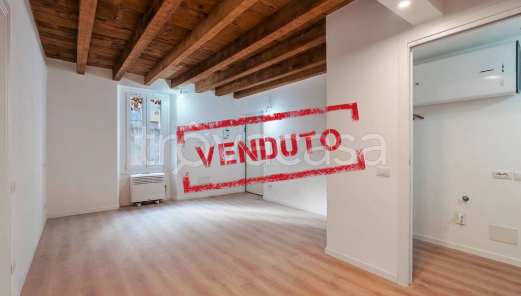 appartamento in vendita a Brescia in zona Centro Storico