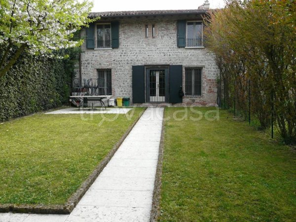 casa indipendente in vendita a Brescia in zona Chiusure