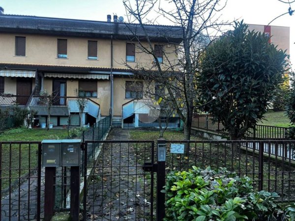 casa indipendente in vendita a Brescia in zona San Polo