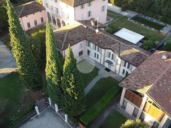 casa indipendente in vendita a Brescia in zona Porta Venezia