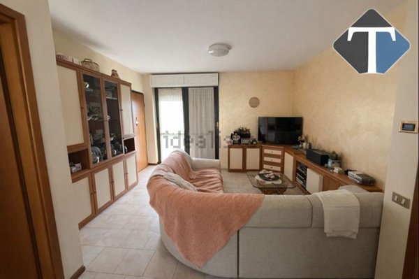 appartamento in vendita a Brescia in zona Quartiere Primo Maggio