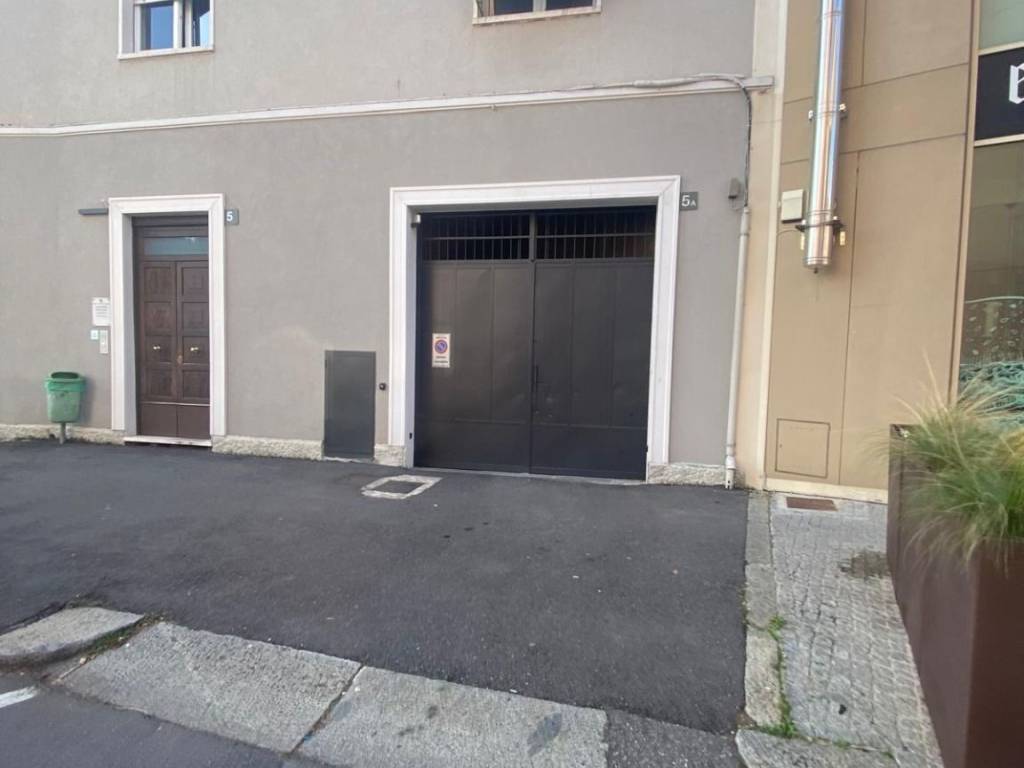 locale commerciale in vendita a Brescia in zona Centro Storico