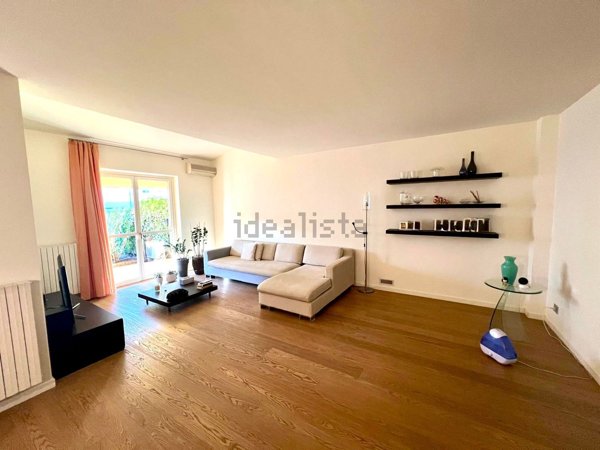 casa indipendente in vendita a Brescia in zona Villaggio Violino