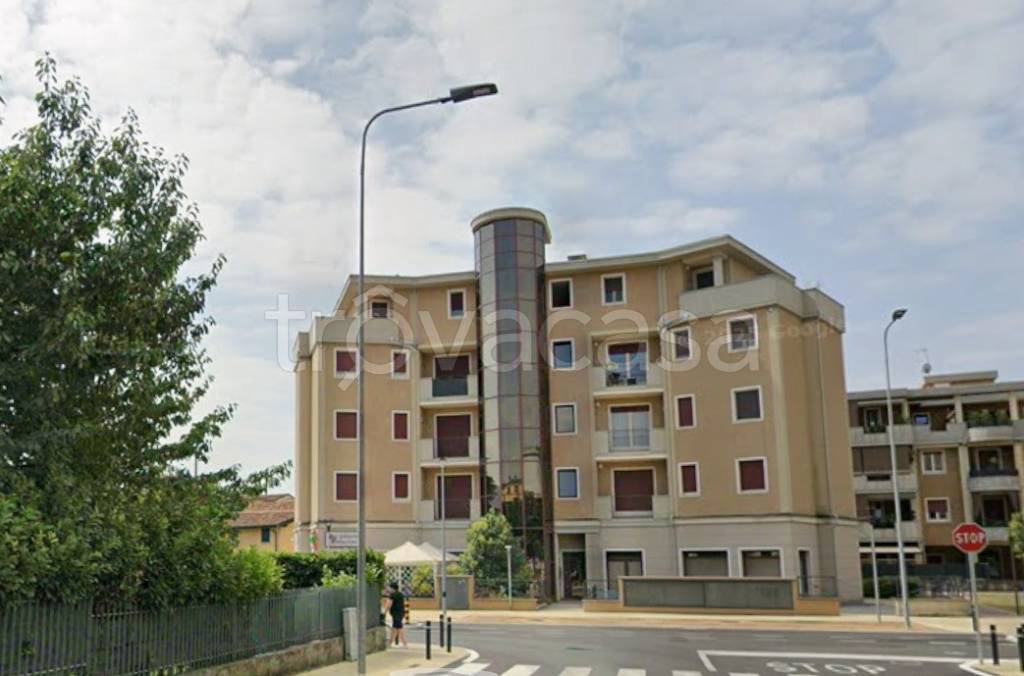 appartamento in vendita a Brescia in zona Fiumicello