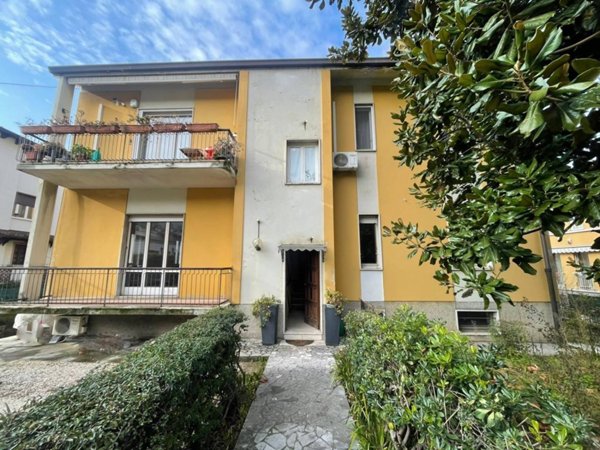 appartamento in vendita a Brescia in zona San Rocchino