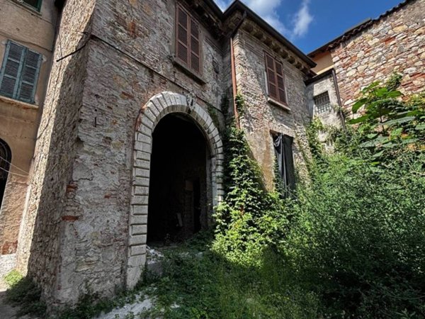 casa indipendente in vendita a Brescia in zona Centro Storico