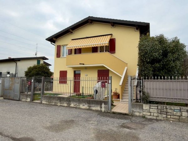 appartamento in vendita a Brescia in zona Volta