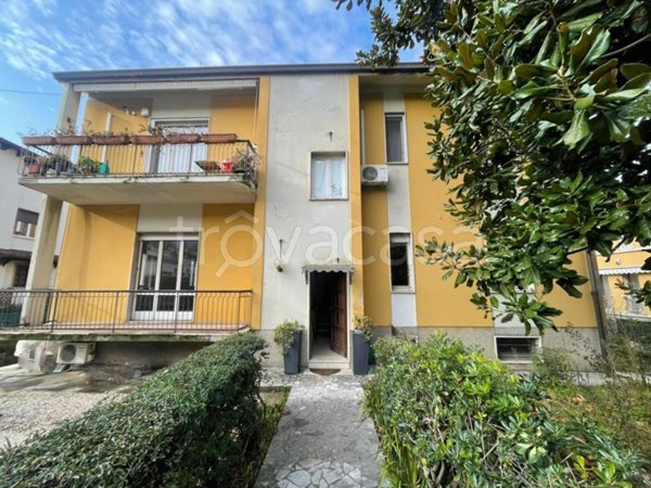 appartamento in vendita a Brescia in zona San Rocchino